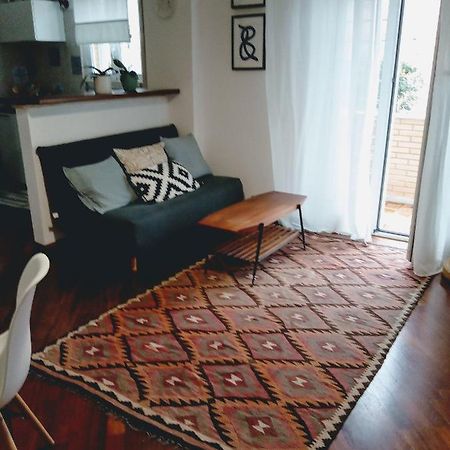 Casa Flora Appartamento Con Giardino Fiumicino Ngoại thất bức ảnh